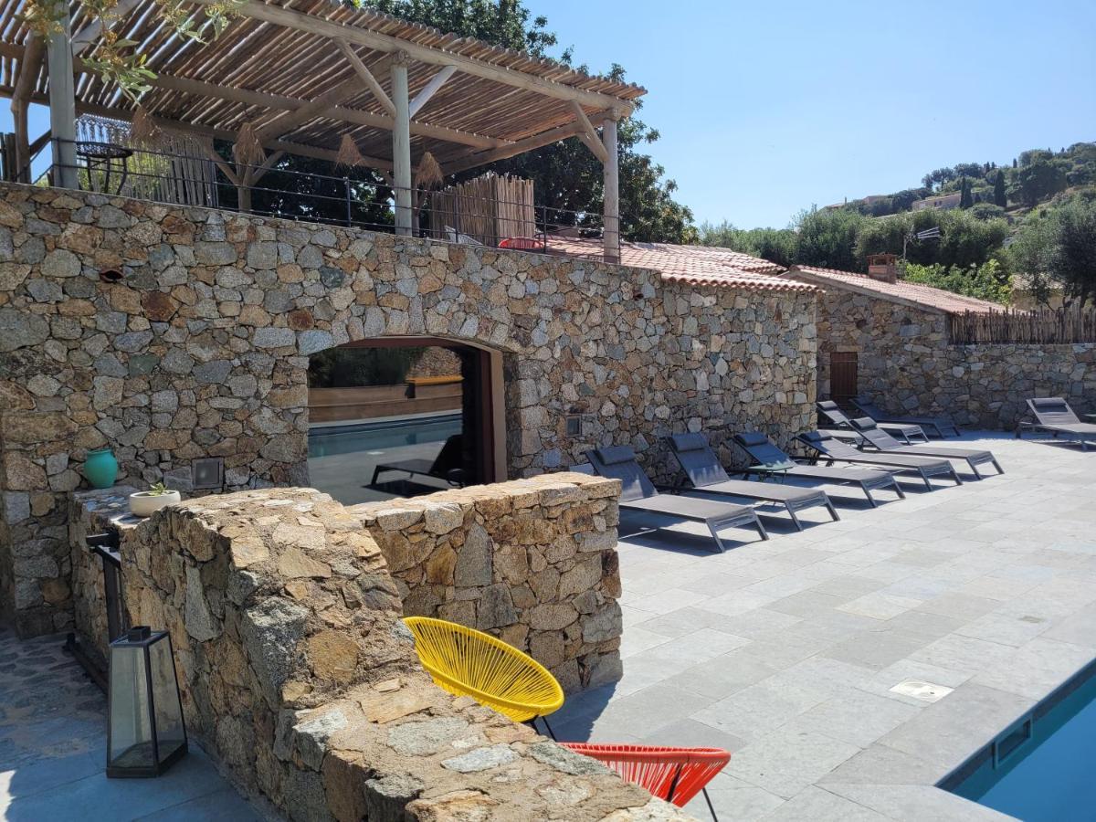 La Bergerie Hotel LʼÎle-Rousse Eksteriør billede