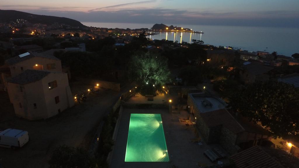 La Bergerie Hotel LʼÎle-Rousse Eksteriør billede